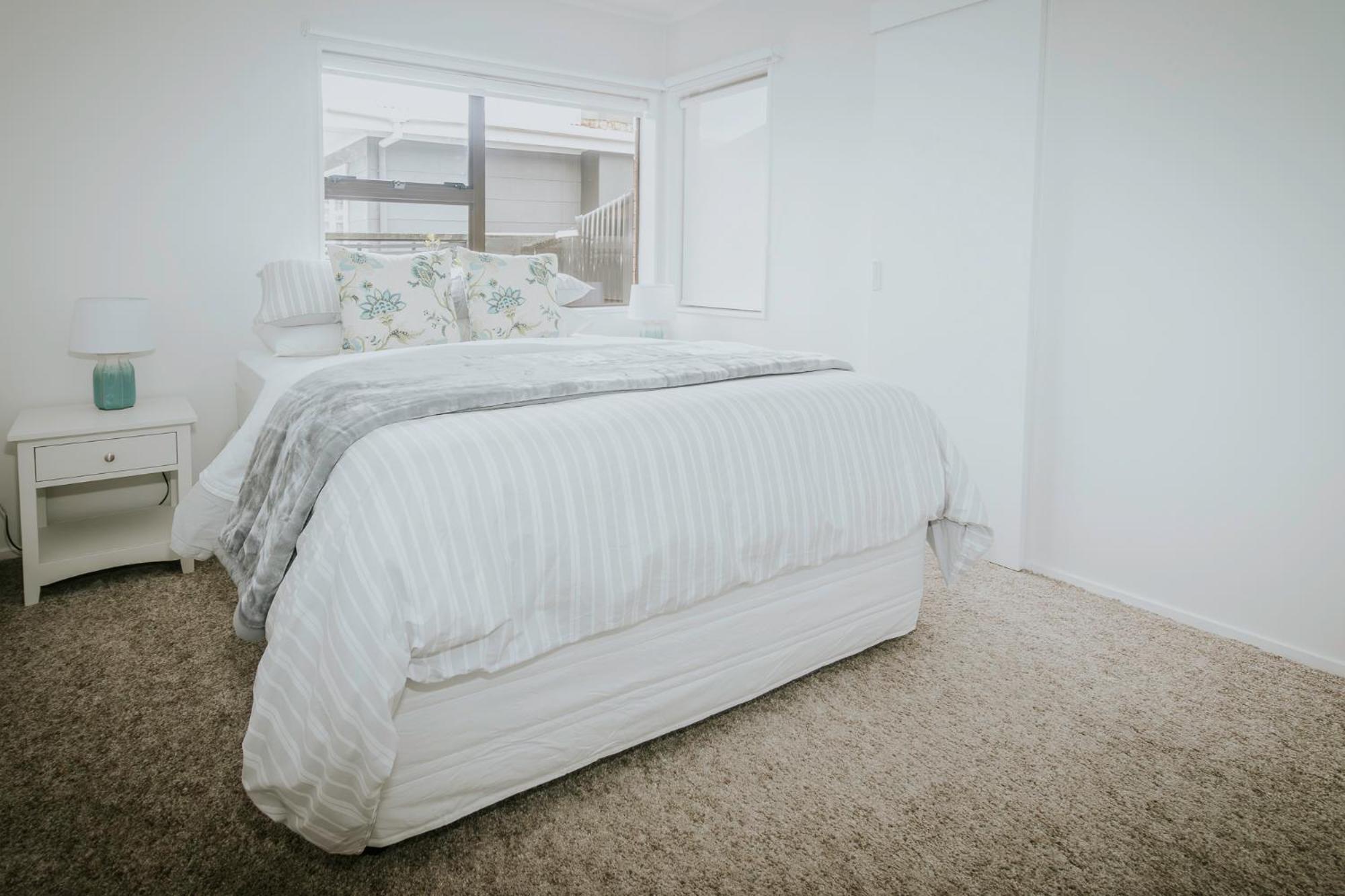 Salty Breeze Beach House Orewa Exterior photo